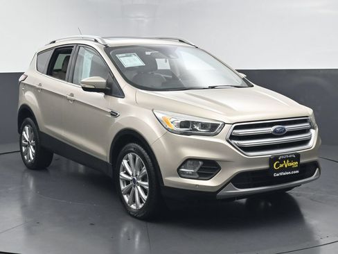 Used 2017 Ford Escape Titanium w/ Equipment Group 301A AWD/4WD image 7