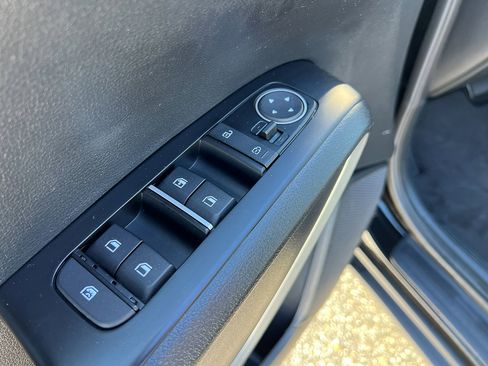 Used 2024 Kia Soul LX w/ Option Group 015 image 12