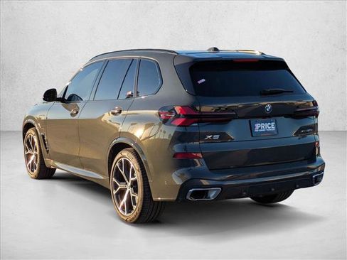 Used 2026 BMW X5 xDrive50e w/ Executive Package image 8