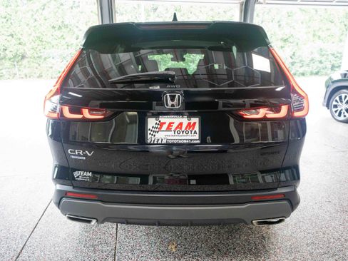 Used 2024 Honda CR-V Sport image 3