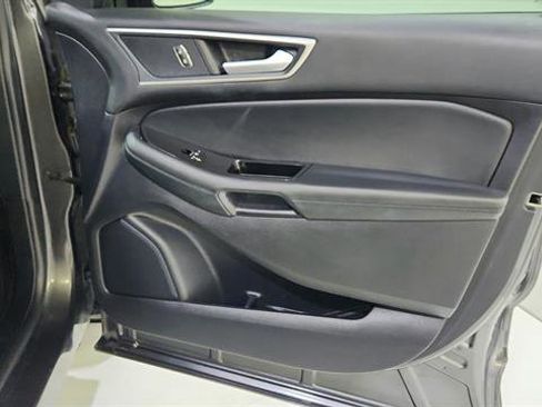 Used 2020 Ford Edge SEL w/ Convenience Package image 27