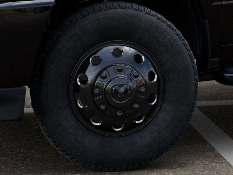 New 2026 RAM 3500 Big Horn AWD/4WD image 8