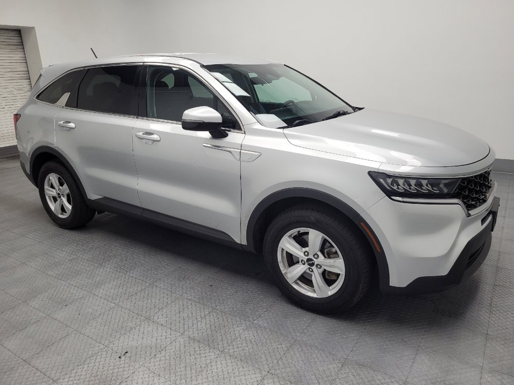 Used 2022 Kia Sorento LX FWD image 11