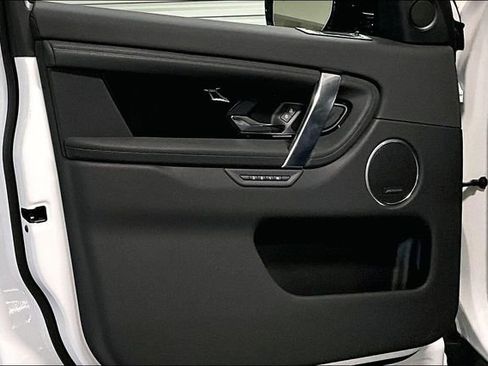 Certified 2025 Land Rover Discovery Sport S image 26