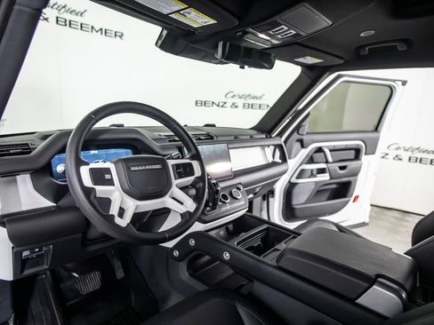 Used 2022 Land Rover Defender 90 X-Dynamic HSE AWD/4WD image 20