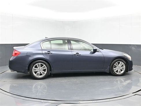 Used 2013 INFINITI G37 Journey w/ Premium Pkg image 15