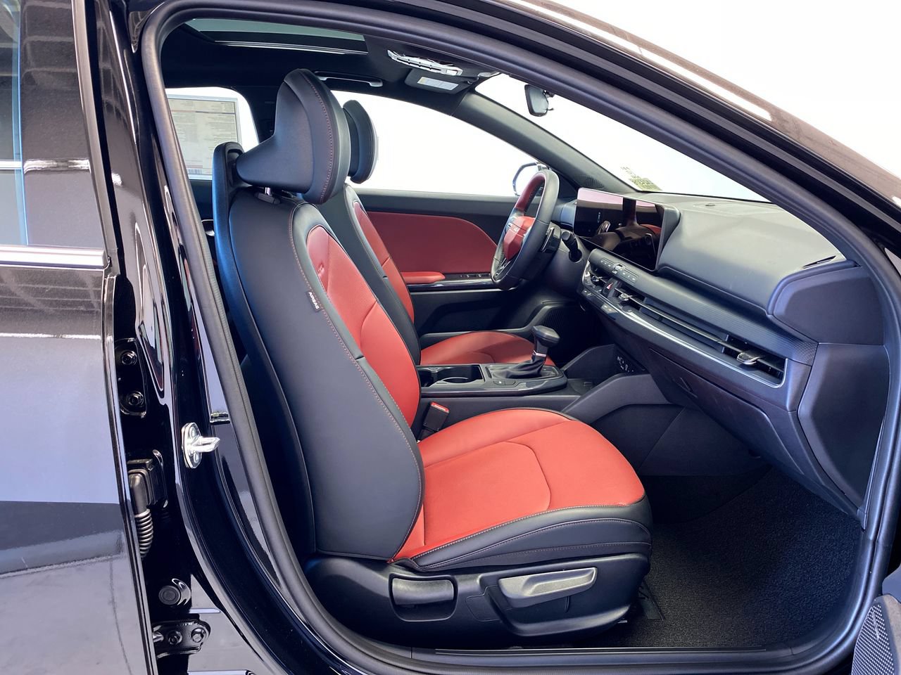 New 2026 Kia K4 GT-Line FWD image 30