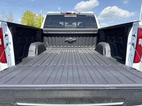 New 2026 Chevrolet Silverado 1500 LT Trail Boss w/ Convenience Package II AWD/4WD image 11