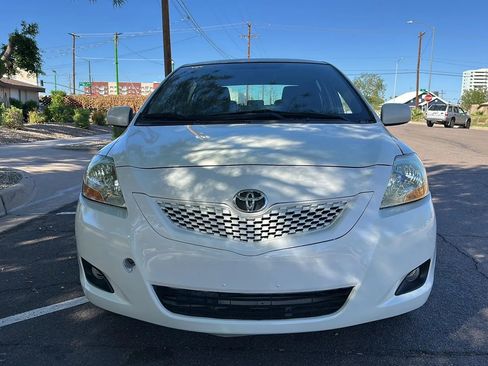 Used 2010 Toyota Yaris Sedan image 12