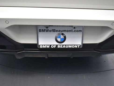 Certified 2024 BMW 750e xDrive w/ Executive Package image 22