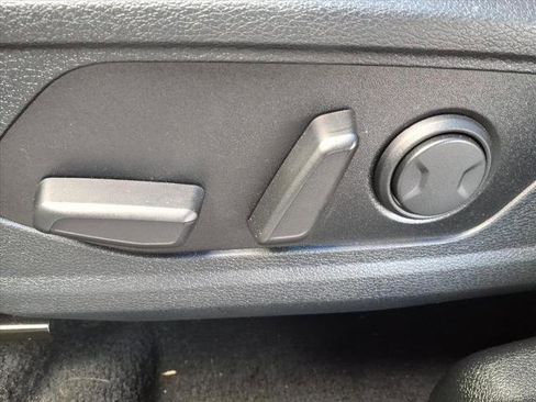 Used 2023 Kia Sportage EX image 14