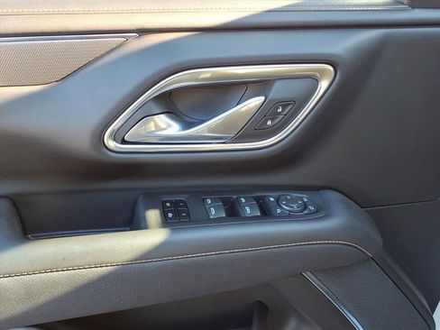 Used 2024 GMC Yukon AT4 w/ AT4 Premium Plus Package image 14