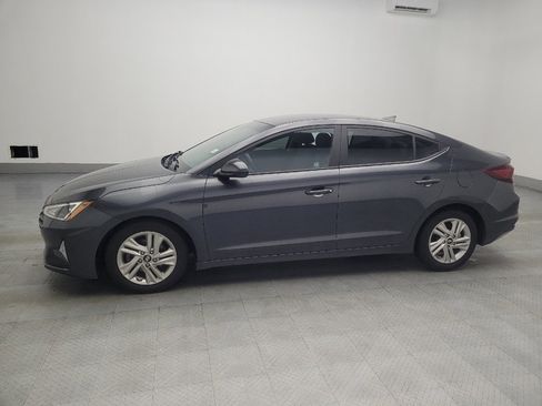 Used 2020 Hyundai Elantra SEL FWD image 2