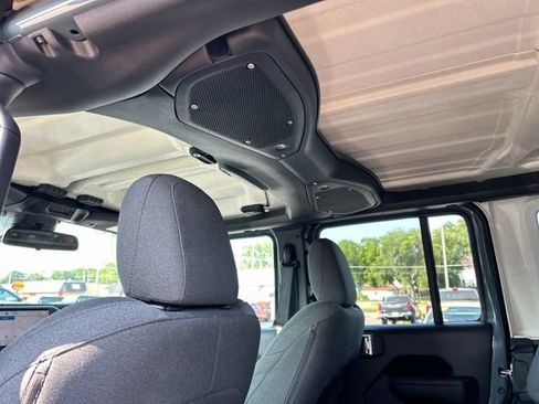 Used 2025 Jeep Wrangler Unlimited Sport S 4xe AWD/4WD image 28
