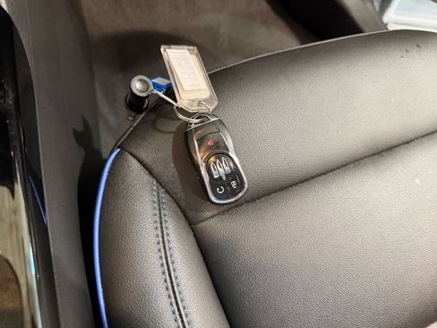 Used 2025 Buick Envista Sport Touring FWD image 21