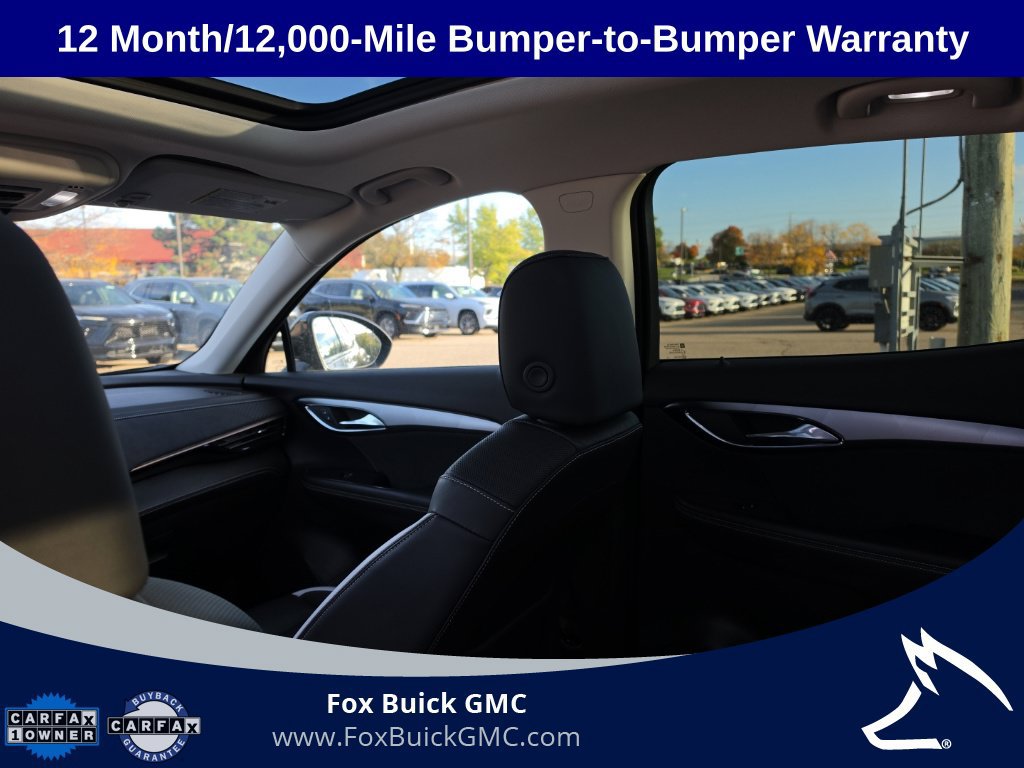 Used 2024 Buick Envision Sport Touring AWD/4WD image 9