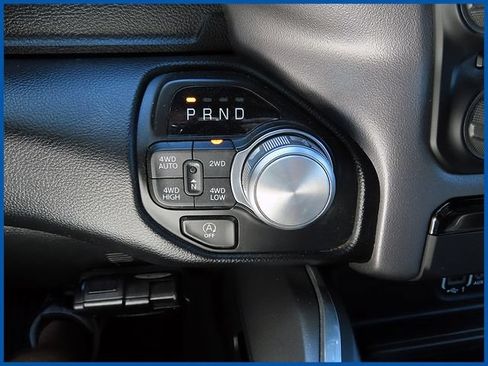 Used 2021 RAM 1500 Laramie w/ Sport Appearance Package AWD/4WD image 17