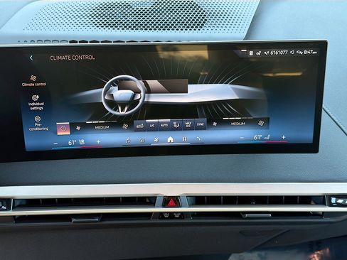 New 2026 BMW iX xDrive60 w/ Premium Package image 35