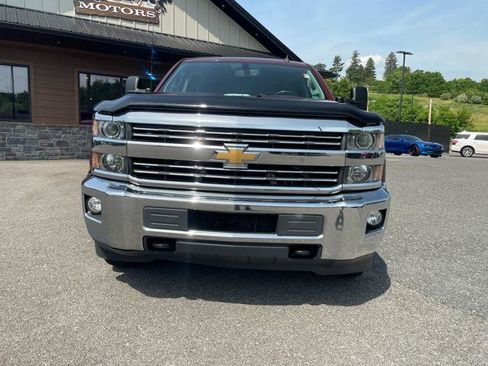 Used 2015 Chevrolet Silverado 2500 LT w/ LT Convenience Package AWD/4WD image 12