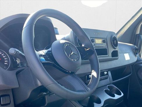 New 2025 Mercedes-Benz Sprinter 2500 image 3