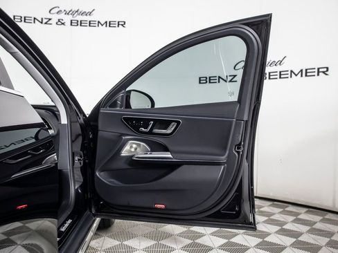 Used 2025 Mercedes-Benz E 450 4MATIC All-Terrain Wagon image 19