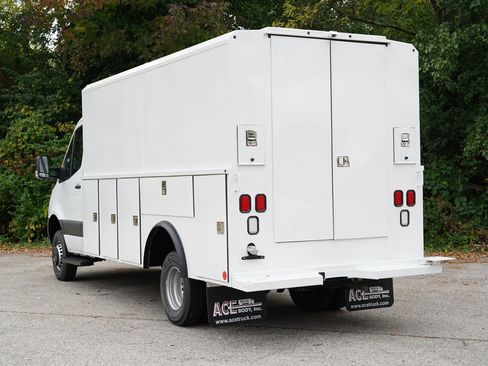 Used 2023 Mercedes-Benz Sprinter 3500 image 10