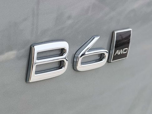 Used 2026 Volvo XC90 B6 Plus w/ Protection Package image 28