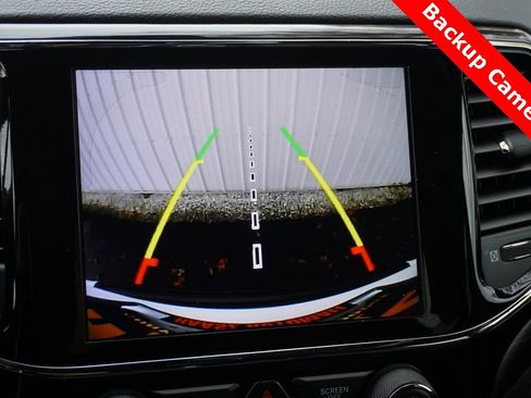 Used 2020 Jeep Grand Cherokee Altitude image 26