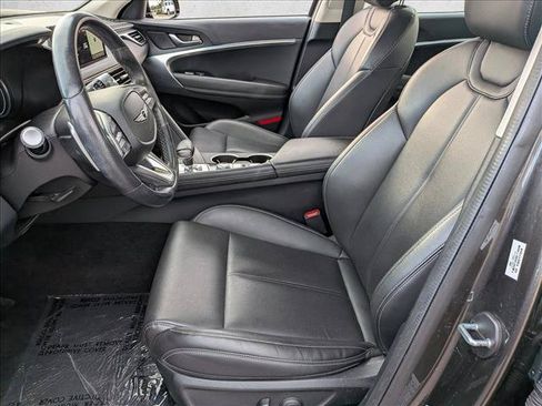 Used 2025 Genesis G70 2.5T RWD image 22