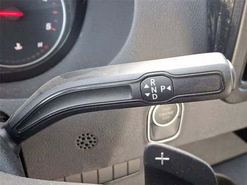 Used 2024 Mercedes-Benz Sprinter 2500 image 10