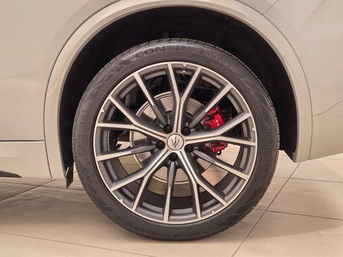 Certified 2023 Maserati Grecale Modena AWD/4WD image 15