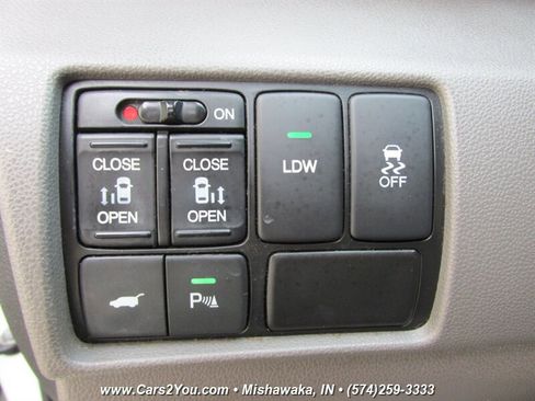 Used 2015 Honda Odyssey Touring Elite image 29
