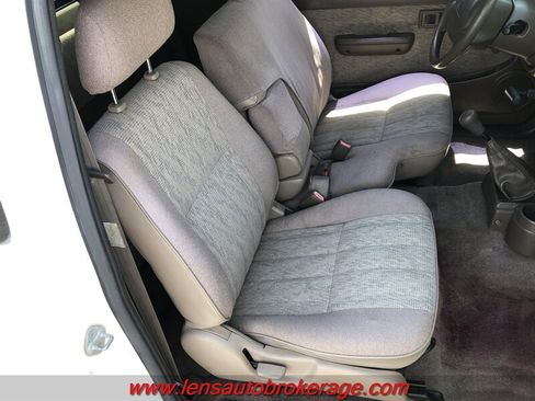Used 1999 Toyota Tacoma 2WD Xtracab w/ SR5 Pkg image 19
