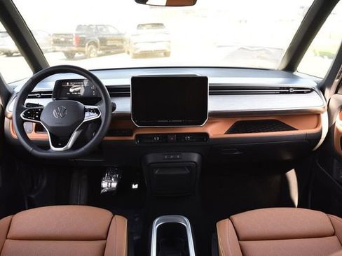 New 2025 Volkswagen ID. Buzz Pro S image 7