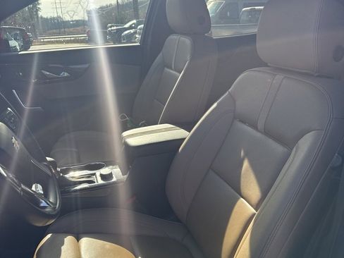 Used 2024 Chevrolet Blazer Premier w/ Enhanced Convenience Package image 7