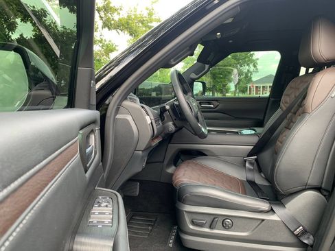 Used 2026 Nissan Armada Platinum RWD image 28