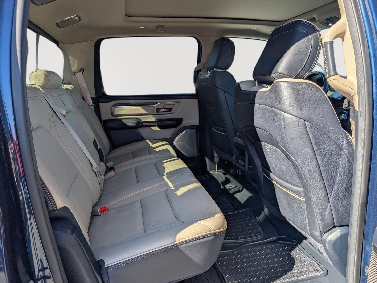 Used 2020 RAM 1500 Limited AWD/4WD image 12