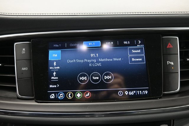 Used 2020 Buick Enclave Essence AWD/4WD image 22