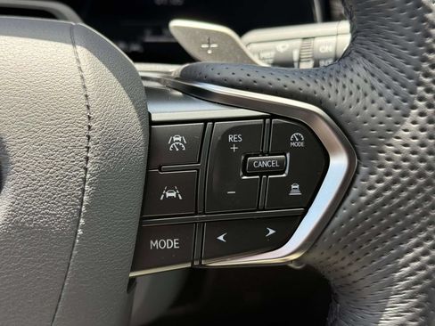 New 2026 Lexus TX 500h AWD image 17