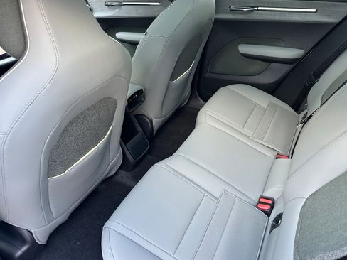 New 2026 Volvo EX30 Plus RWD image 10