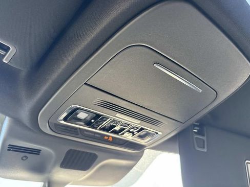 New 2025 Lincoln Navigator Reserve w/ Jet Appearance Package image 29