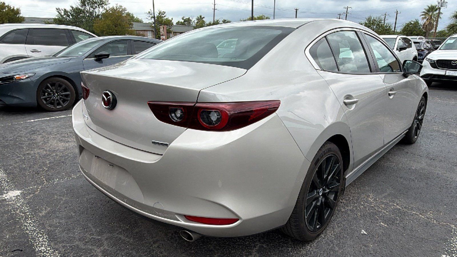 Used 2024 MAZDA MAZDA3 s FWD image 27