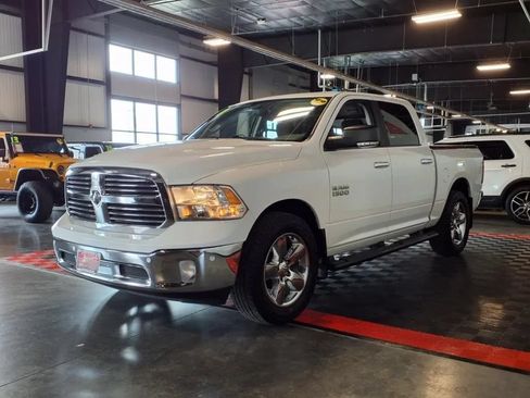 Used 2017 RAM 1500 Big Horn AWD/4WD image 2