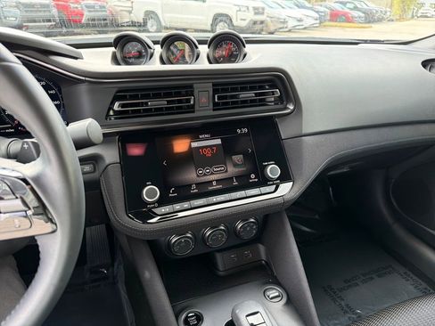 Used 2024 Nissan Z Sport w/ Floor Mat Package image 21