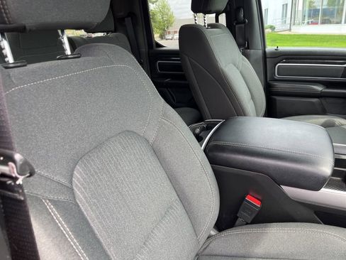 Used 2022 RAM 1500 Big Horn AWD/4WD image 39