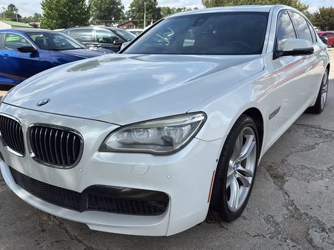Used 2015 BMW 750Li RWD image 1