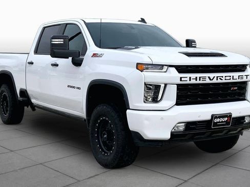 Used 2021 Chevrolet Silverado 2500 LT w/ Z71 Sport Edition AWD/4WD image 2