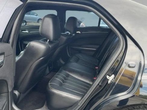 Used 2018 Chrysler 300 S AWD/4WD image 3