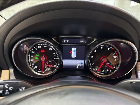 Used 2020 Mercedes-Benz GLA 250 4MATIC image 15