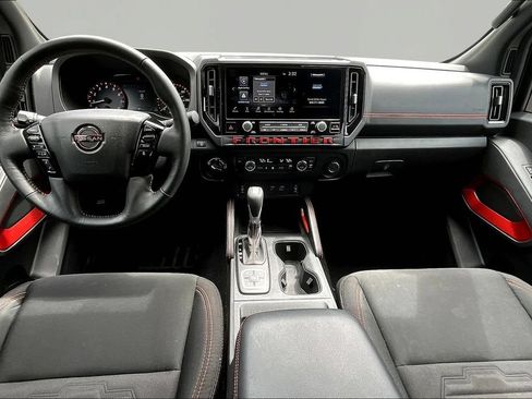 Used 2026 Nissan Frontier PRO-4X AWD/4WD image 10